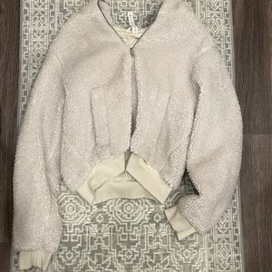 Lululemon fleece scuba hoodie size 6